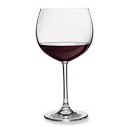 Glass of 2018 Pinot Noir 1
